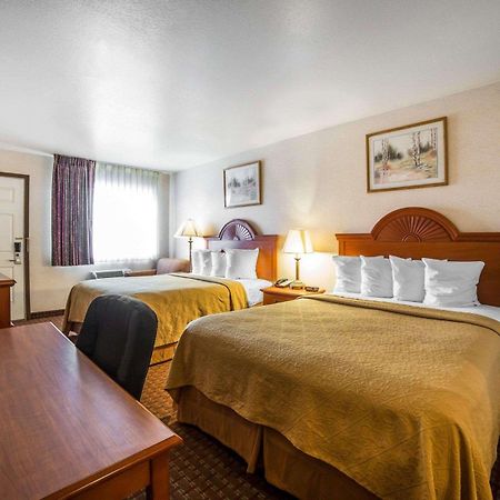 Spark By Hilton Sheridan Extérieur photo
