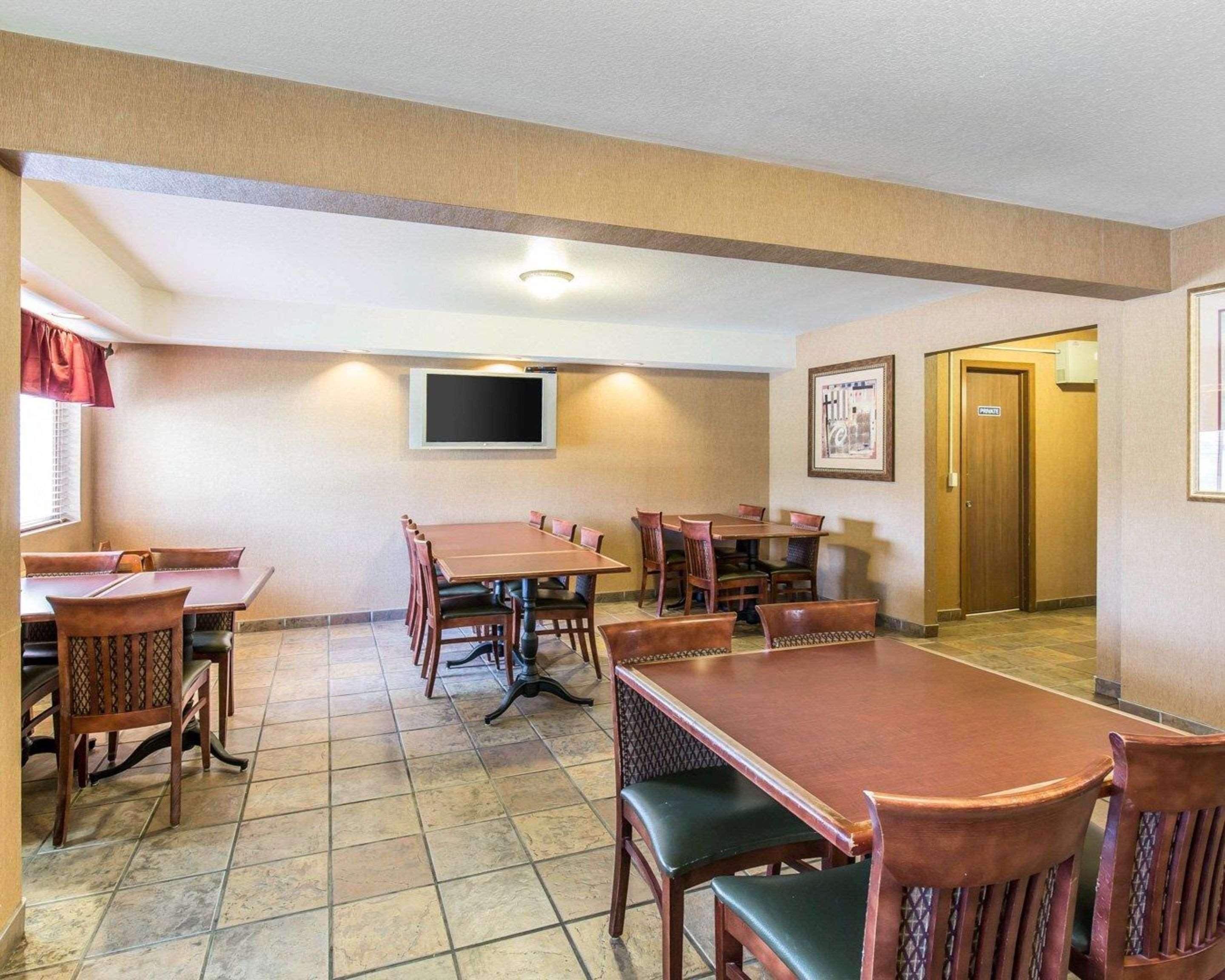 Spark By Hilton Sheridan Extérieur photo